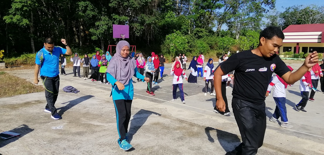 Senam Pagi Setiap Kamis, STKIP Ajak Warga Kampus Hidup Sehat 